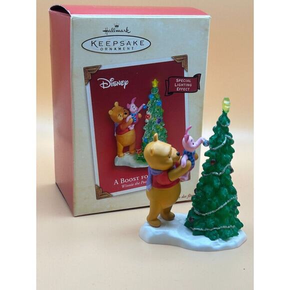 2003 Hallmark Keepsake Disney A Boost For Piglet Winnie The Pooh Ornament - Picture 2 of 5